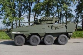 Transport&eacute;r Pandur.