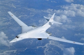 Tupolev Tu-160 je ruský dálkový strategický bombardér.