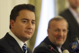 Turecký ministr zahraničí Ali Babacan Turecký ministr zahraničí Ali Babacan