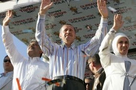 Gül a Erdogan se svou ženou