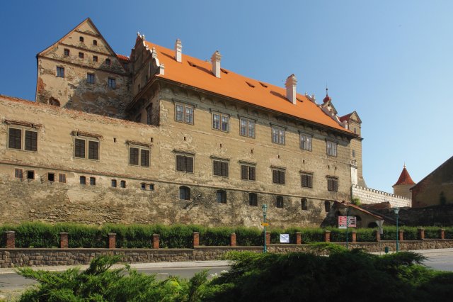  Výstava v Horšovském Týně připomíná konec třicetileté války.