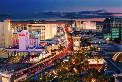 Hlavní třída Las Vegas Boulevard.