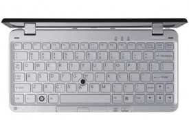 Na touchpad už se m&iacute;sto nena&scaron;lo.
