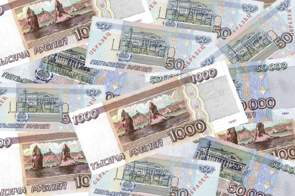 Rusko mělo 5,24 bilionu rublů ve dvou ropných fondech.