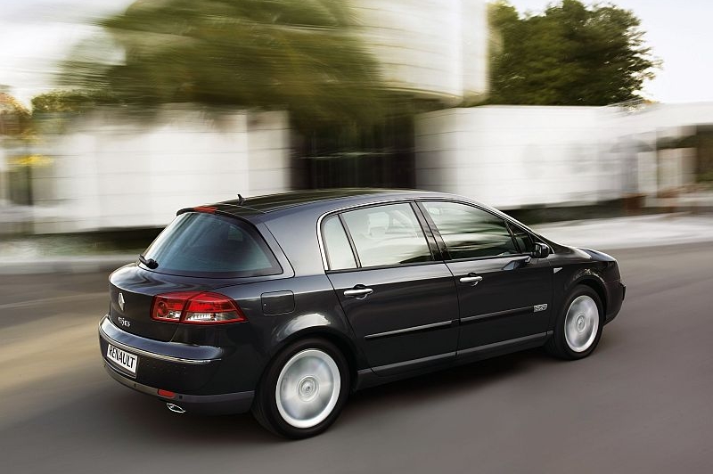 Renault Vel Satis si na svého nástupce ještě počká.