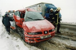 Na Velikonoční pondělí hrozí nehody a sněžení.