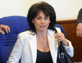 Odvol&aacute; vl&aacute;da Renatu Veseckou? To se teprve uk&aacute;že.