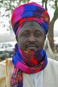 Vesnický šéf v Nigérii. Vesnický šéf v Nigérii.