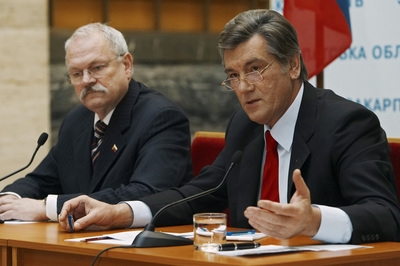 Ukrajinský prezident Viktor Juščenko incident odsoudil.