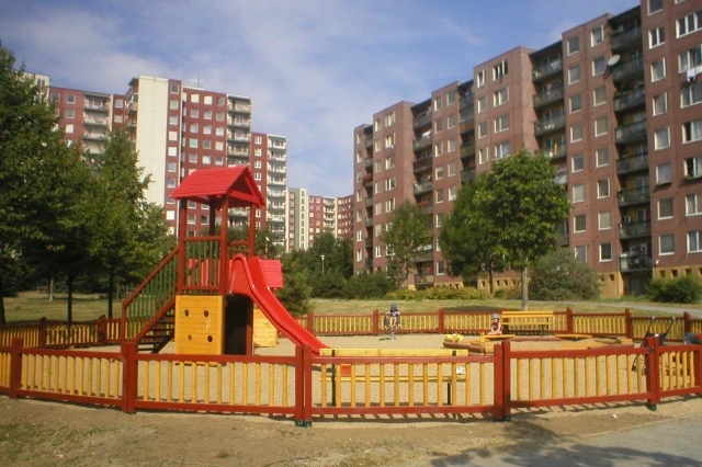 Část brněnského sídliště Vinohrady má nový vzhled za 140 milionů.