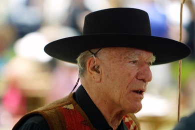 Robert Mondavi na snímku z roku 2003.