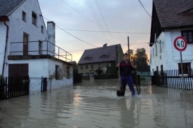 Obec Višnová v pátek večer