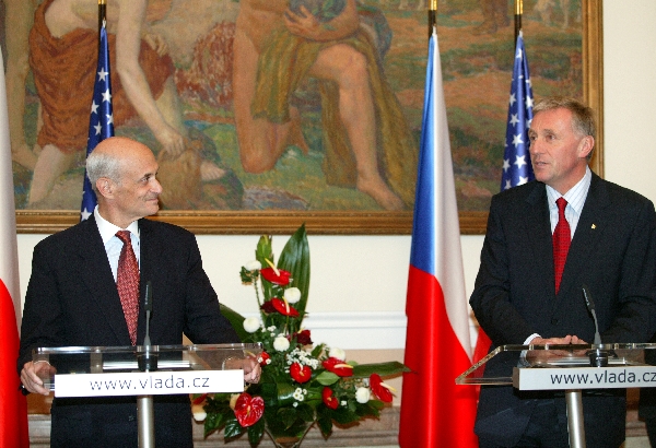 Český premiér označil zrušení víz za velký den pro naši republiku.