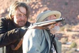 Russell Crowe si tentokrát zahrál záporáka ve filmu 3:10 Vlak do Yumy. Russell Crowe si tentokrát zahrál záporáka ve filmu 3:10 Vlak do Yumy.
