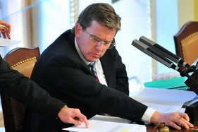 Miloslav Vlček bude řídit prezidentskou volbu.