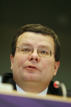 Vondra v Evropsk&eacute;m parlamentu (20.1.09).