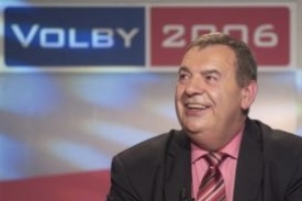 Jiř&iacute; Vondru&scaron;ka. Jako bachař měl ml&aacute;tit politick&eacute;ho vězně.