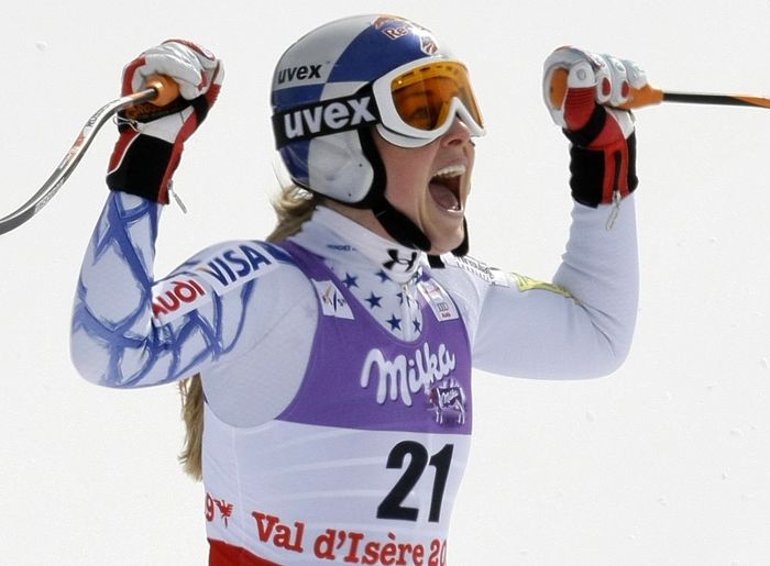 Lindsay Vonnová v cíli sjezdu ve Val d'Isere.