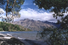 Tajemn&eacute; jezero Wakatipu.