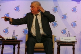 Walesa na ekonomickém diskusním fóru v Polsku 11.9.2007.
