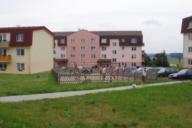 Obec Tlučná vsadila na dopravu.