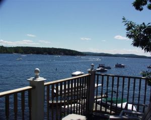 Výhled na jezero Winnipesaukee