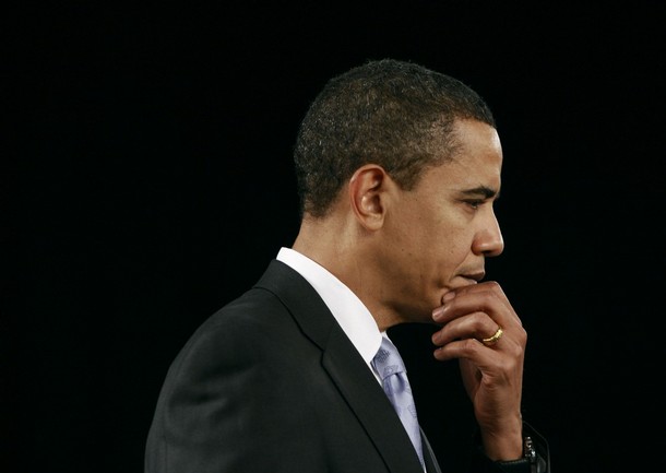 Obama přemýšlí, který akutní problém má řešit dřív.