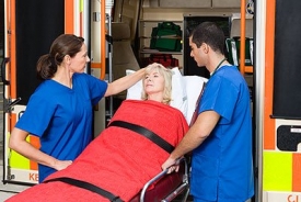 Při z&aacute;chrann&eacute; akci hraje vybaven&iacute; sanitn&iacute;ho vozu důležitou roli.