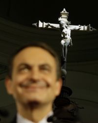 Španělského premiéra Zapatera čeká osudová bitva.