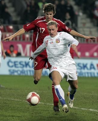 Tomáš Zápotočný (v bílém dresu).