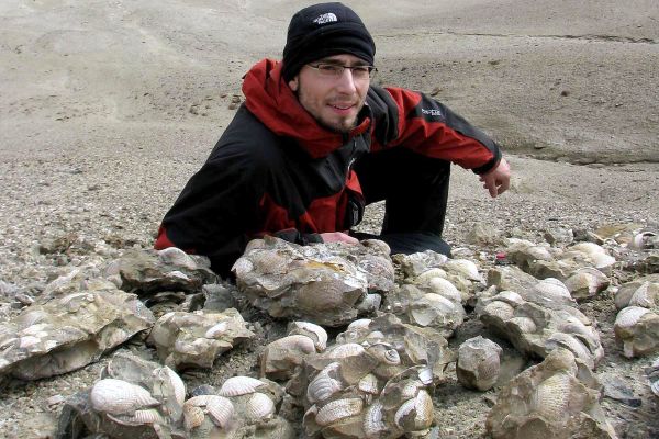 Paleontolog Radek Vodráža se svými nálezy
