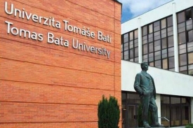 Tři studenti odevzdali zčásti opsané diplomové a bakalářské práce.