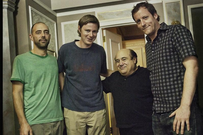 Nick Landon, Ivan Zachariáš, Danny DeVito a Kryštof Mucha. Nick Landon, Ivan Zachariáš, Danny DeVito a Kryštof Mucha.