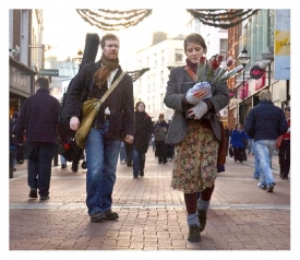 Markéta Irglová a Glen Hansard ve filmu Once.