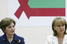 Laura Bushová & Zorka Parvanová